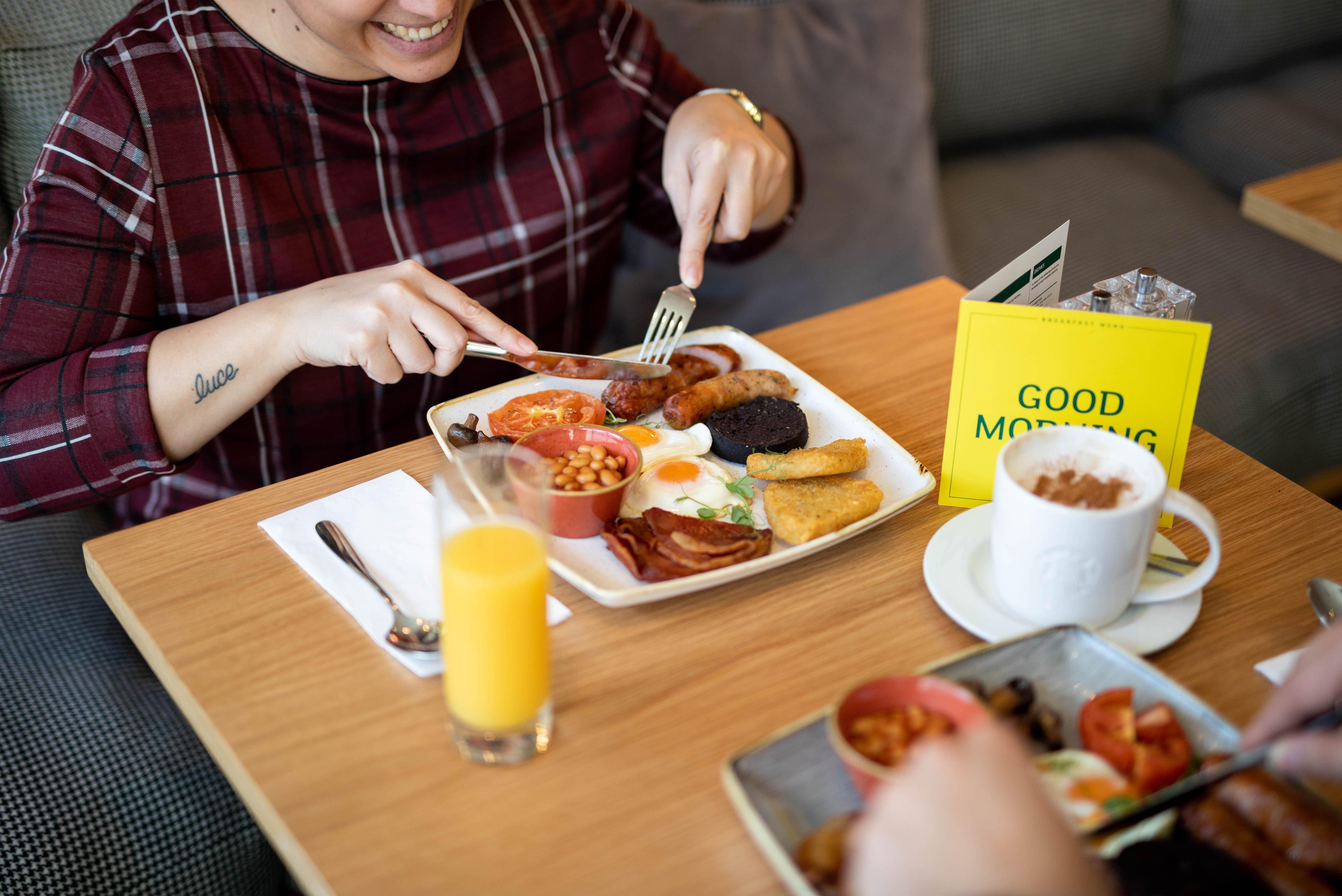 Holiday Inn London - Whitechapel By Ihg Buitenkant foto
