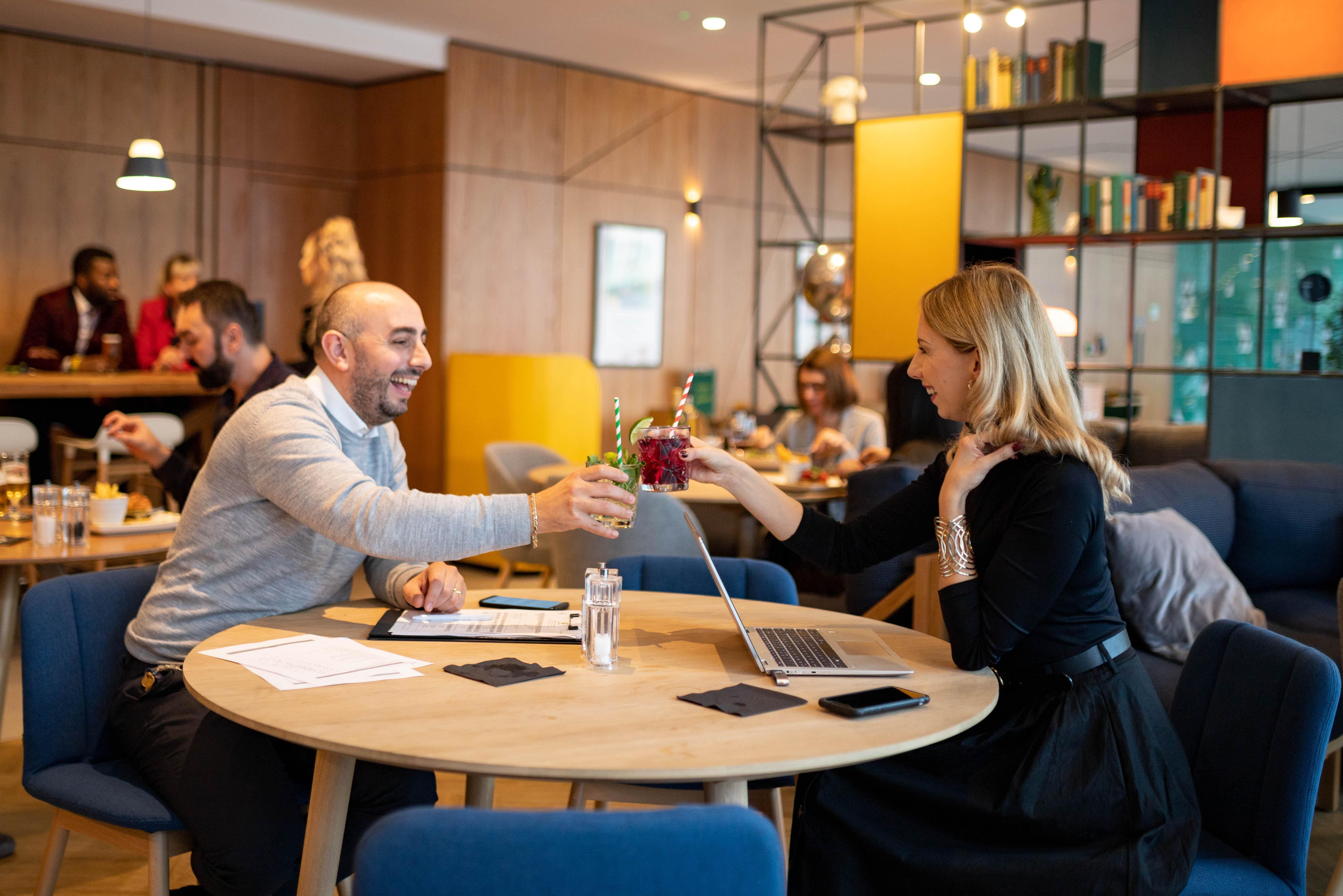 Holiday Inn London - Whitechapel By Ihg Buitenkant foto