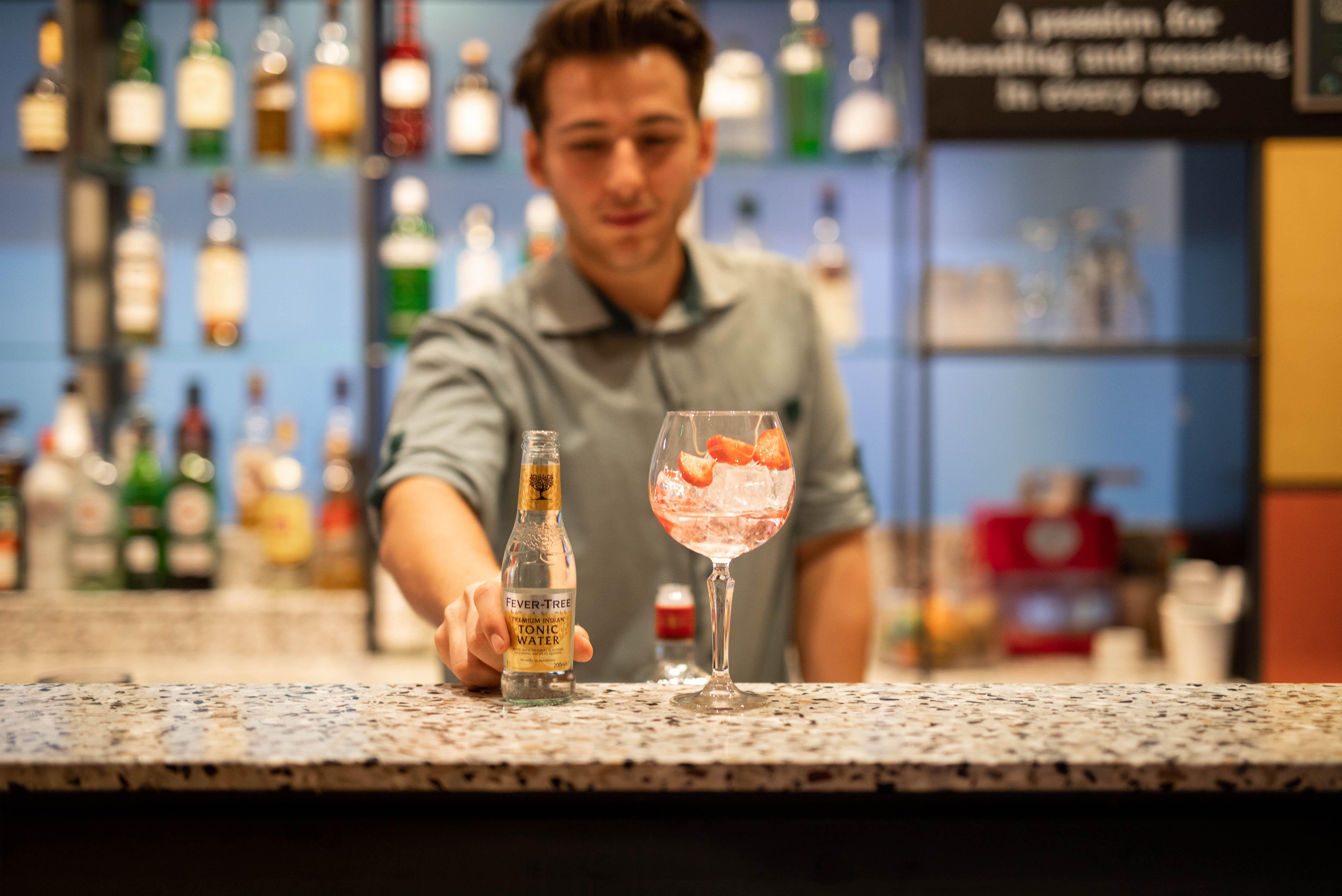 Holiday Inn London - Whitechapel By Ihg Buitenkant foto
