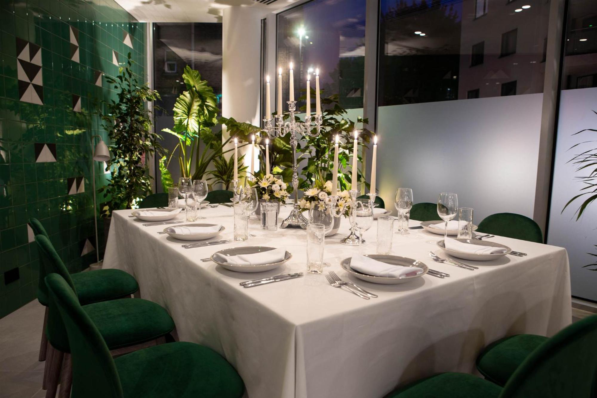 Holiday Inn London - Whitechapel By Ihg Buitenkant foto