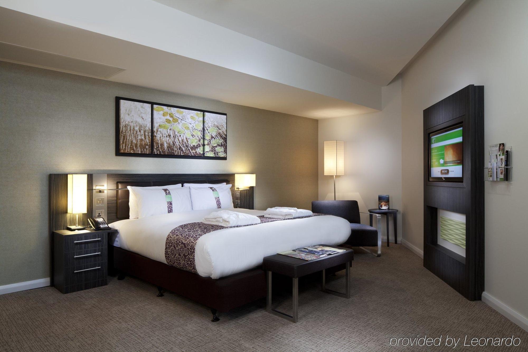 Holiday Inn London - Whitechapel By Ihg Buitenkant foto
